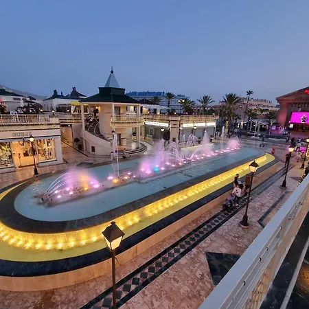 Beachfront No 1 With Heated Pool, Close To Sea And Beach, Balcony, Wifi شقة بلايا ذي لاس أميريكاس